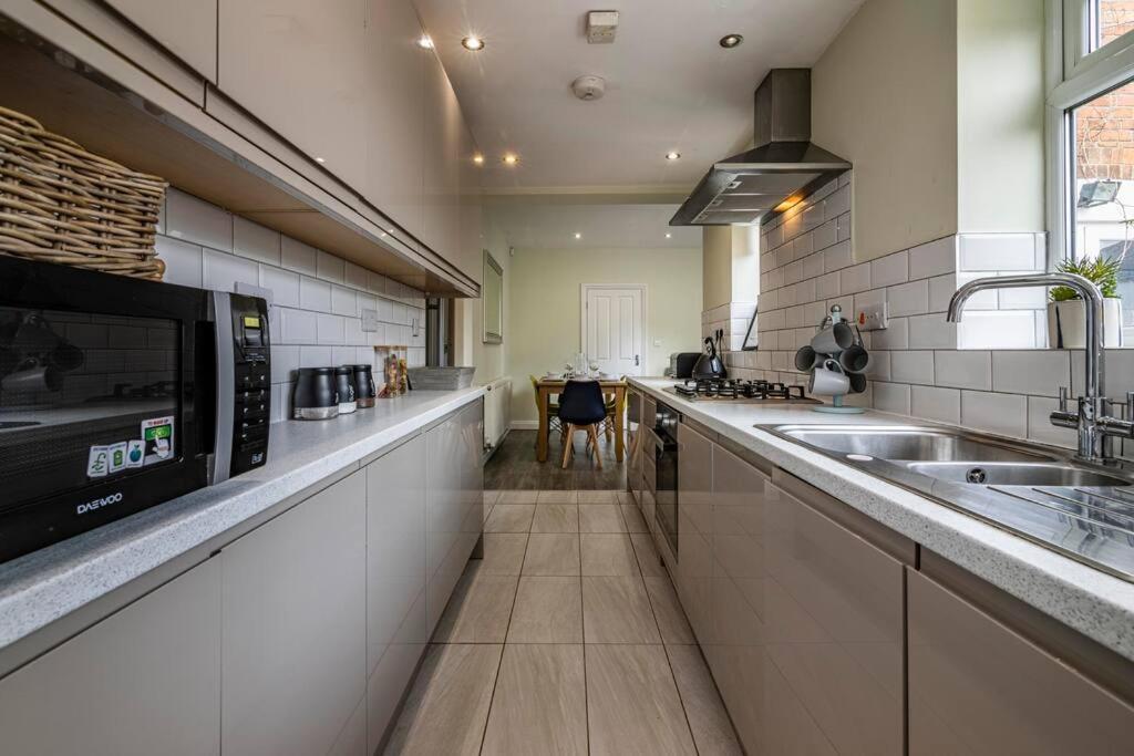 Dovecote House Beeston Private Parking 15Mins From Nottingham City Centre Close To Qmc Hospital Kültér fotó