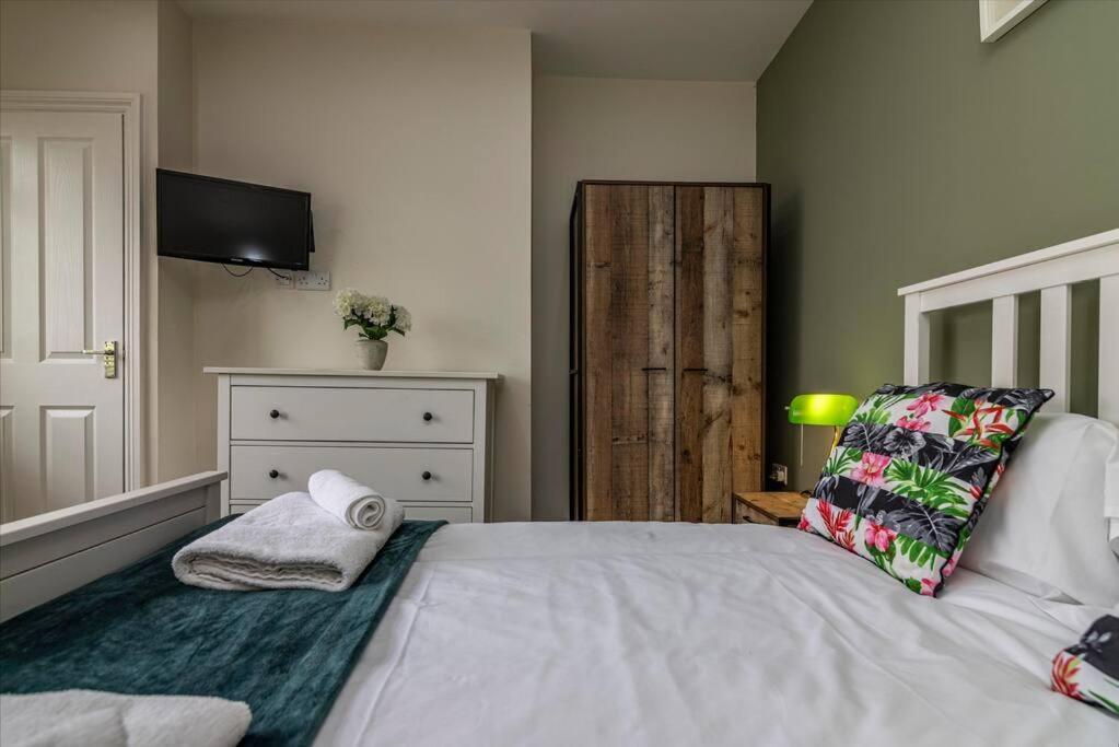 Dovecote House Beeston Private Parking 15Mins From Nottingham City Centre Close To Qmc Hospital Kültér fotó